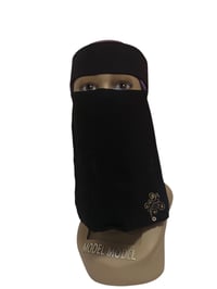 Image 1 of QUEEN'S NIQABS 