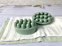 Image 2 of Shampoo Massage Bar