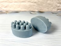 Image 4 of Shampoo Massage Bar