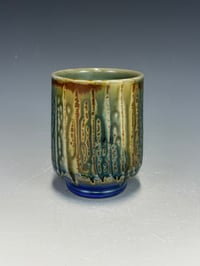 Image 2 of Trimmed Cup 3