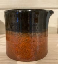 Image 2 of robin simple jug