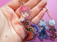 Image 3 of JJBA X Sonic Golden Wind Keyring