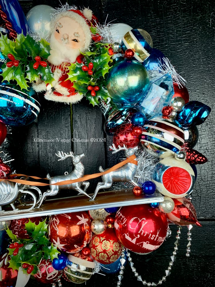 Image of SANTA'S MIDNIGHT RIDE Wreath