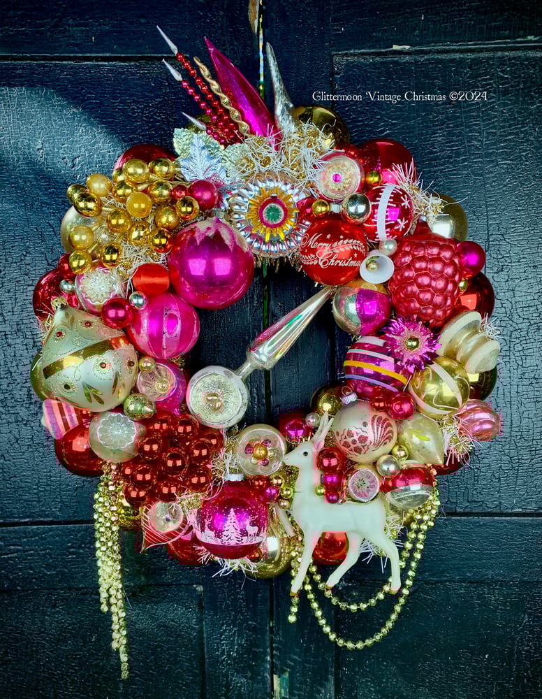 Image of FANTASY IN HOT PINK Wreath