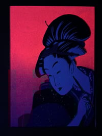 Image 2 of Geisha - Pink UV