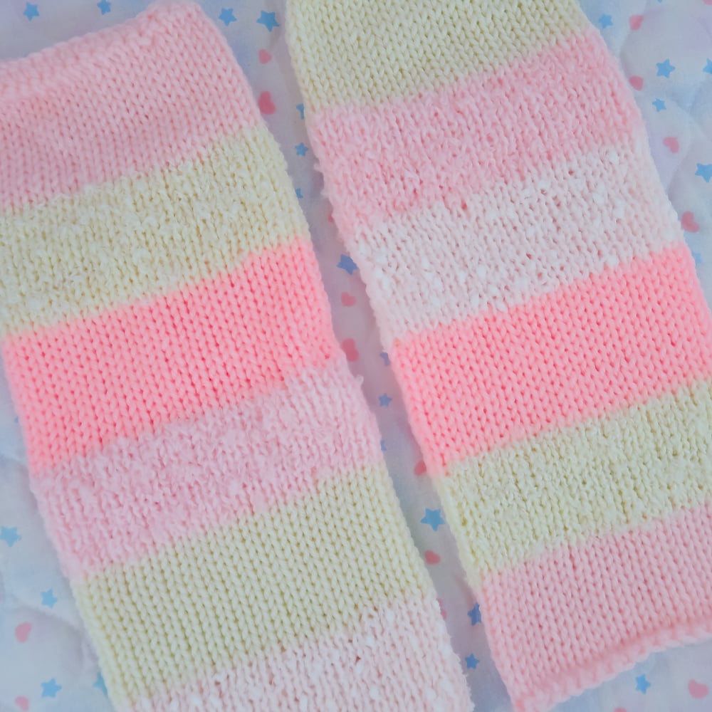 Knit Leg Warmers: 01