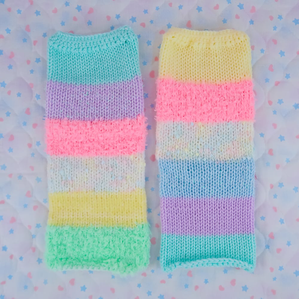 Knit Leg Warmers: 02