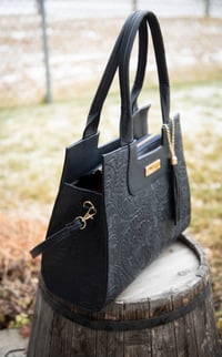 Image 6 of Bella leather purse 