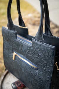 Image 7 of Bella leather purse 