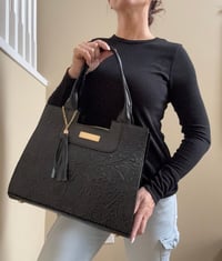 Image 13 of Bella leather purse 