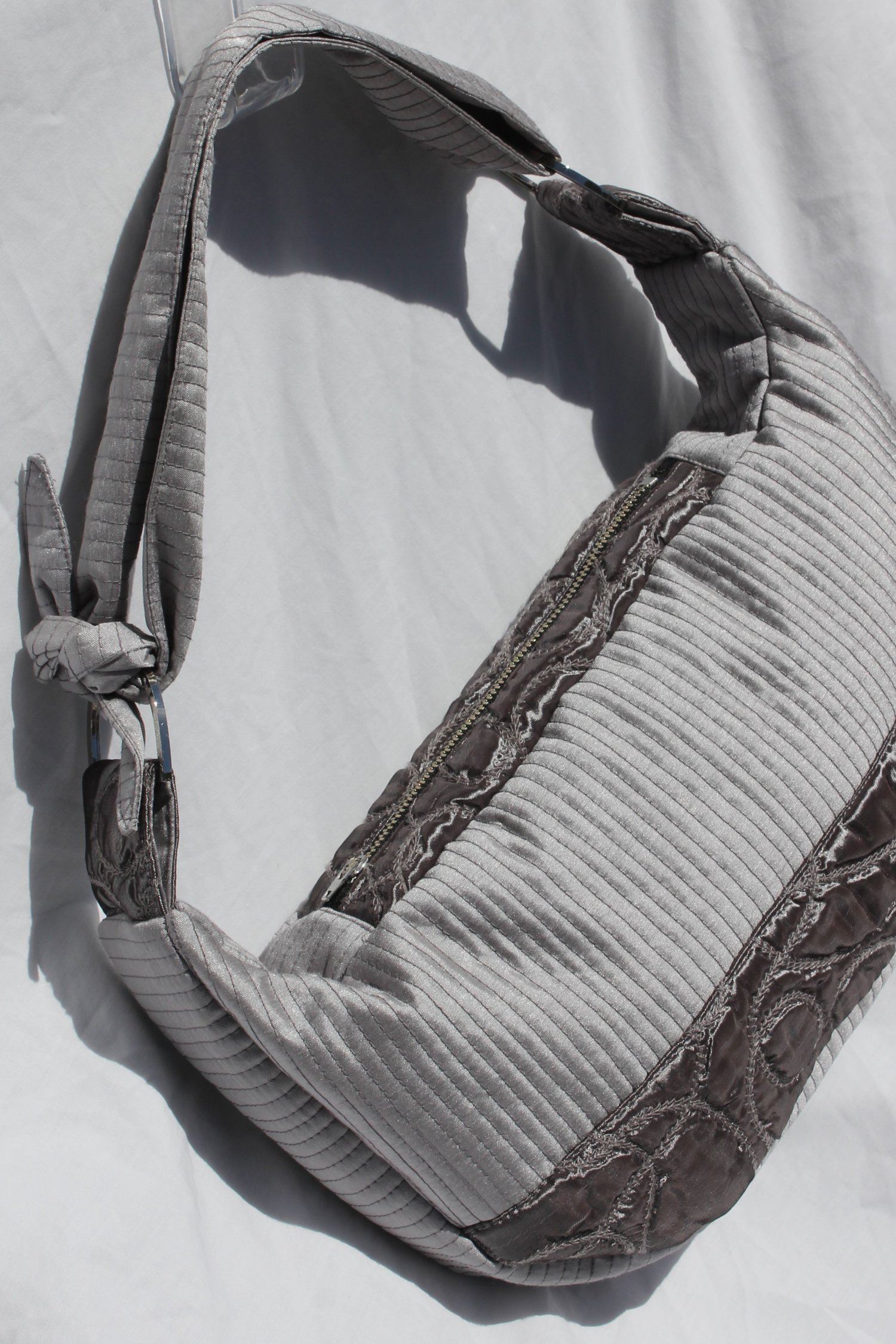 Image of 'vessel to hold your baggage' 001 - small quilted silver