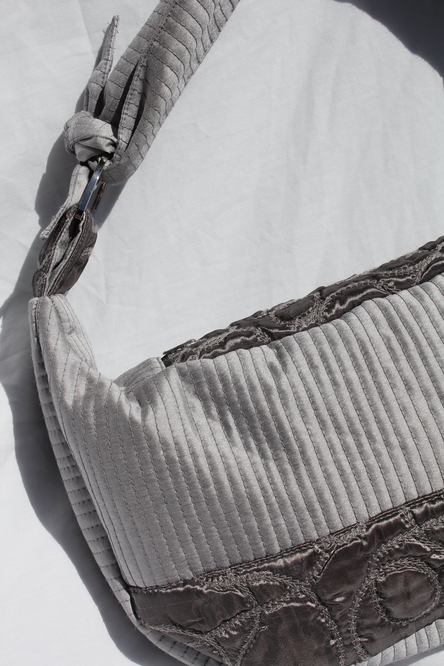 Image of 'vessel to hold your baggage' 001 - small quilted silver