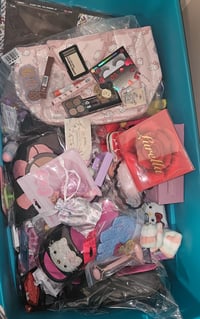 Image 2 of  beauty scoop/sanrio 