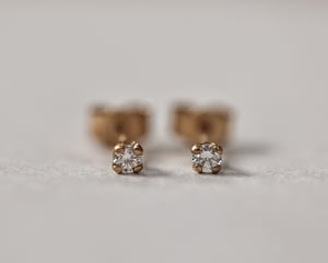 Image of 2.5mm 'little diamond' stud earrings 