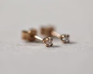 Image of 2.5mm 'little diamond' stud earrings 