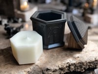 Image 2 of Mausoleum candle jar 200g