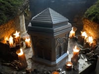 Image 1 of Mausoleum candle jar 200g