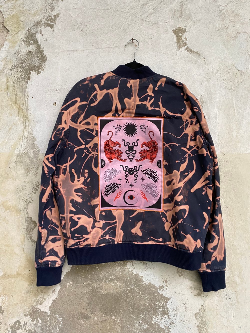 TIGERS bleached bomber