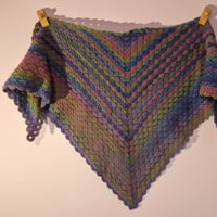 Image 3 of Shell-stitch Shawls