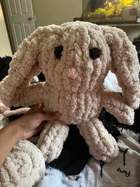 Chunky yarn bunny plushie