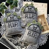 Memento Mori Gravestone Ornament