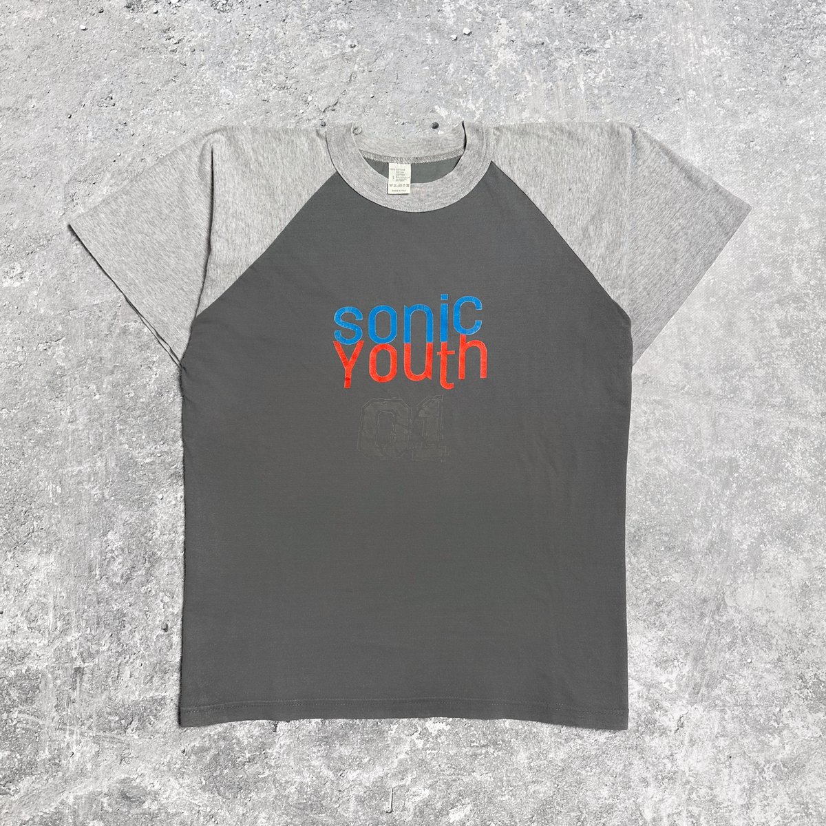 Sonic Youth 2001 'NYC Ghost & Flowers Tour' T-Shirt | NLVintage
