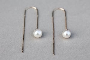 Image of 9ct Gold box chain, Pearl, drop earrings