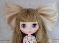 Image 4 of Golden Glow Bow for Blythe!