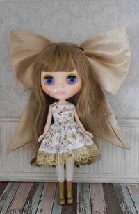 Image 1 of Golden Glow Bow for Blythe!