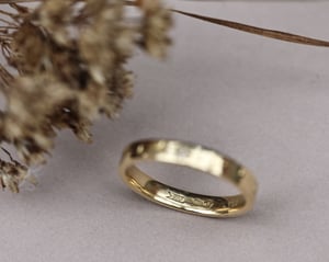 Image of 18ct Yellow Gold 3mm ‘Star' Eternity ring