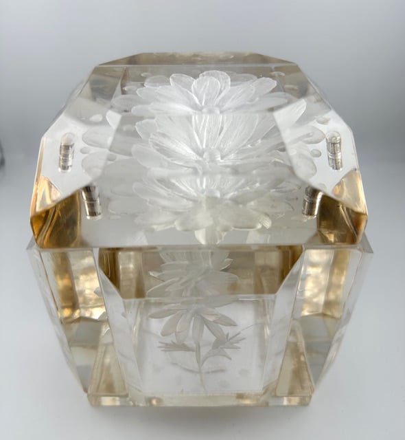 Image of The Classic Petite-Clear with Flowers (New)