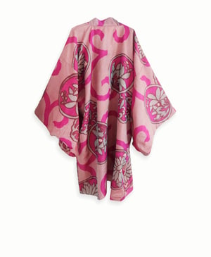 Image of Kort kimono dame af silke med kejserblomster - vendbar