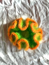 Scrunchie Green & Orange