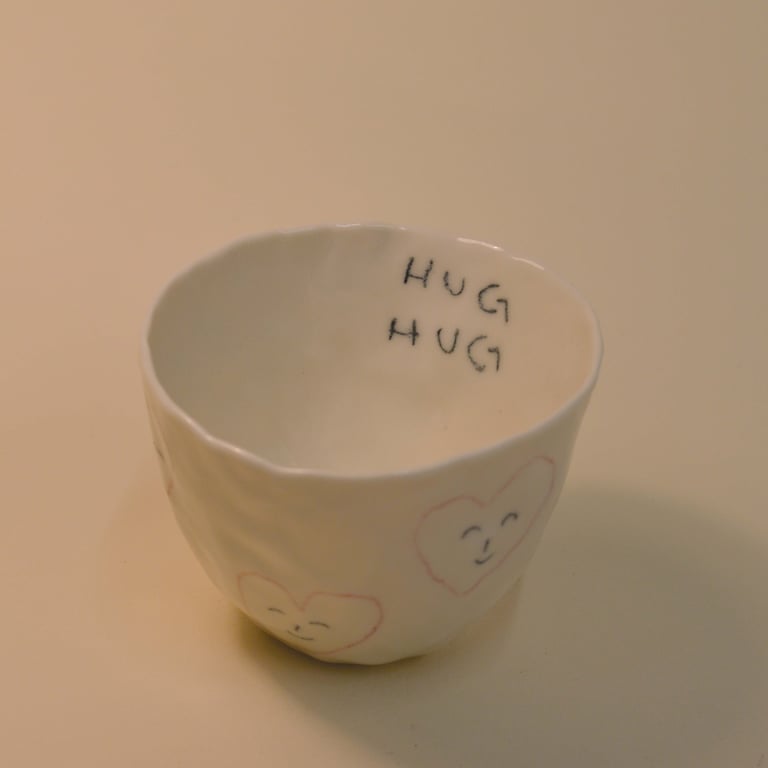 Kiss Kiss, Hug Hug Image 2