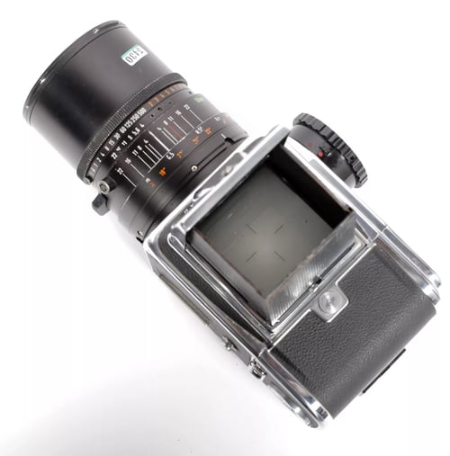 Image of Hasselblad 500C/M camera w/ Planar 50mm F4 CF lens + a12 Back + WLF #5430