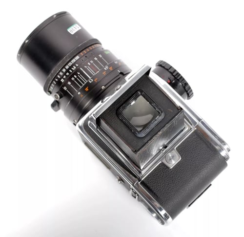 Image of Hasselblad 500C/M camera w/ Planar 50mm F4 CF lens + a12 Back + WLF #5430