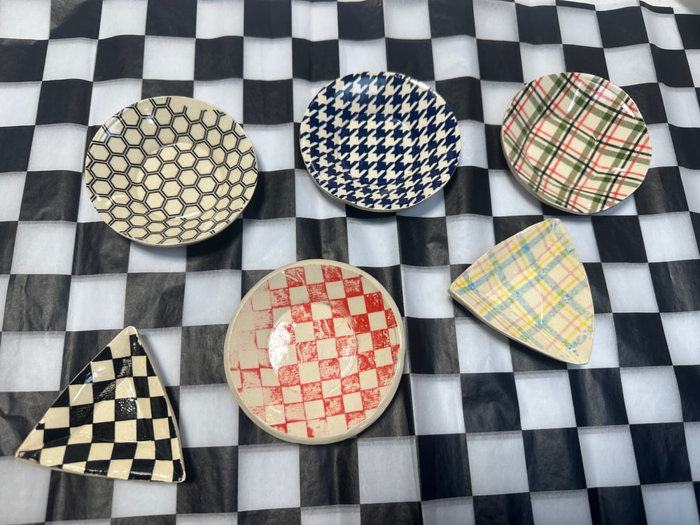 Patterned lil Dishes 