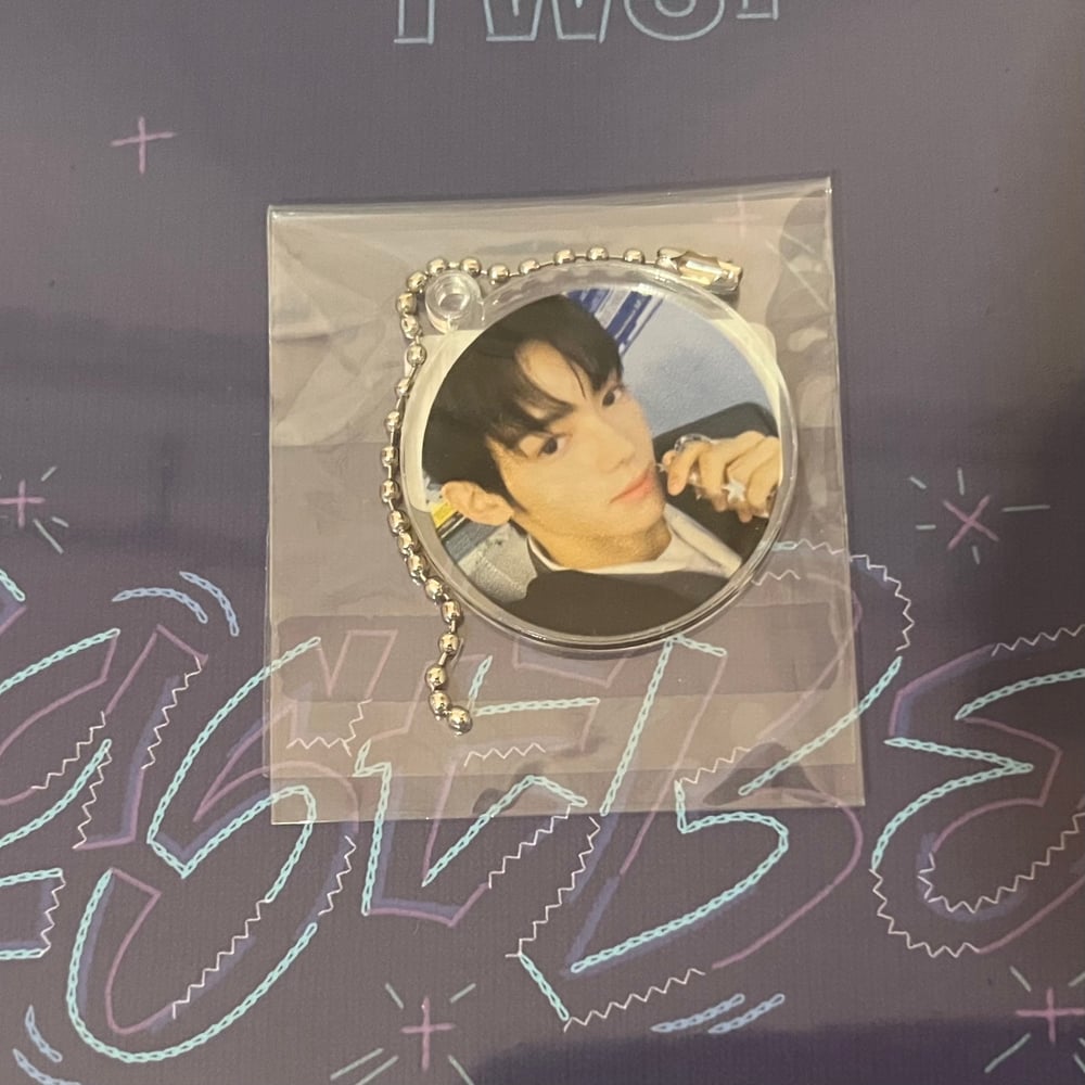 Image of TWS : Last Bell Weverse POB Keyring