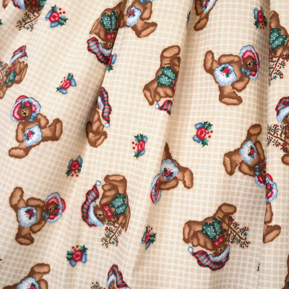 Ruffle Apron Skirt: Winter Bear