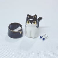 Image 3 of geto cat ceramic figurine (discount price)