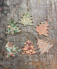 Image 6 of Hand Marbled Gift Tag // parcel topper // 3 shapes available 