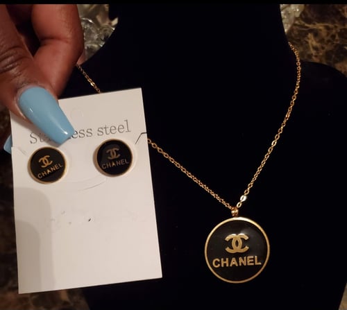 Image of Black and Gold set
