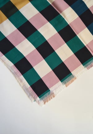 Image of PAÑUELO 100% LANA - LONDON ( PRE ORDER)