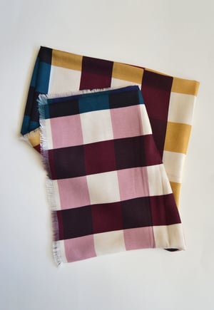 Image of PAÑUELO 100% LANA - LONDON ( PRE ORDER)