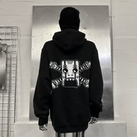 Image 5 of SKULL&CROSSBONES - HOODIE