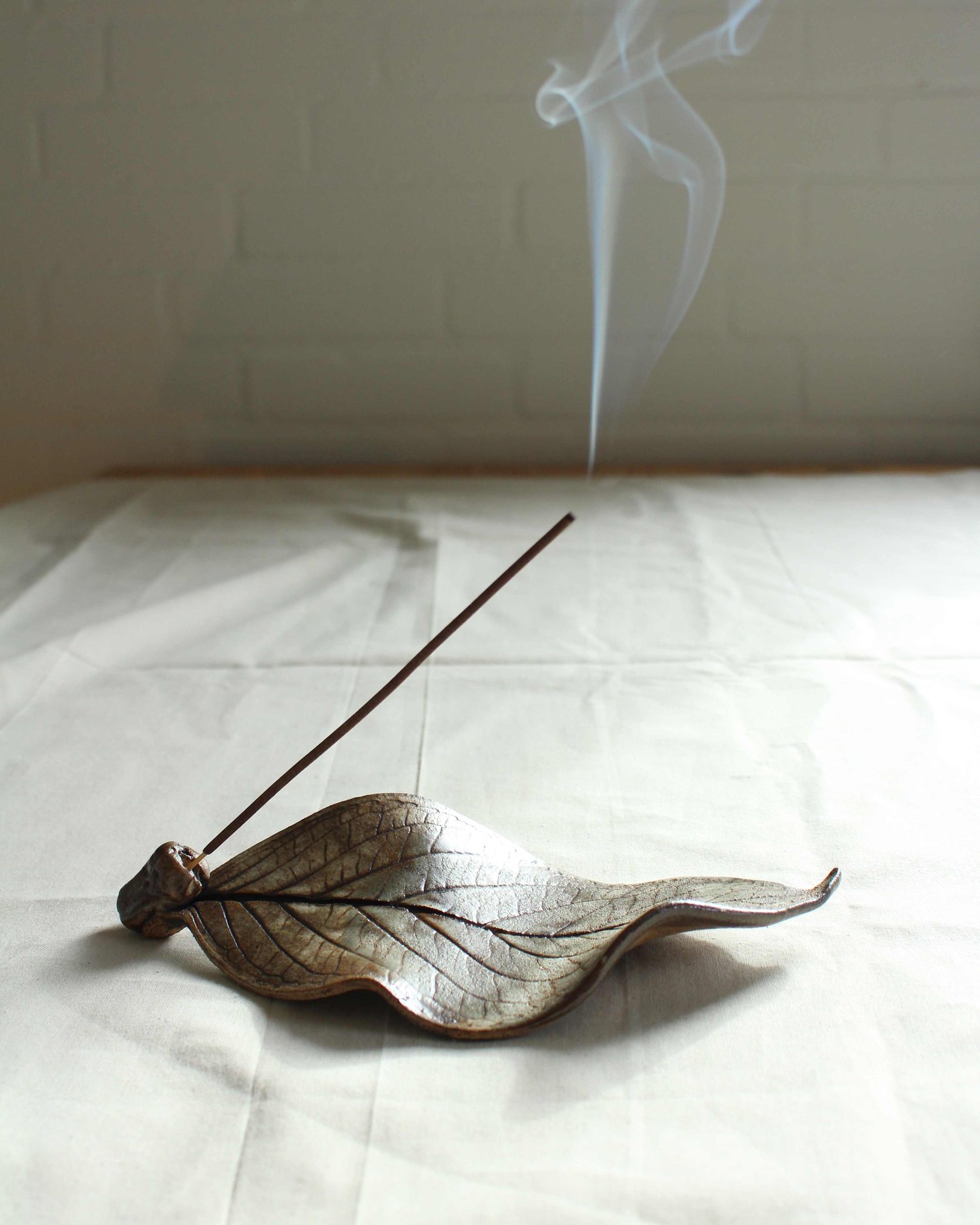 Image of Leaf incense holder no. 4