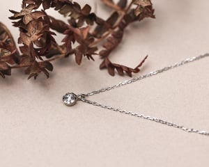 Image of 18ct White gold 3.0mm rose-cut diamond necklace