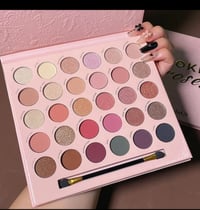 Image 3 of Thirty-color Pearlescent Smokey makeup Eyeshadow Matte Sequin Brightens earth colors High-gloss Eyes