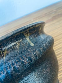 Image 5 of VINTAGE CLAY PLANTER:02