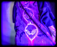 Image 7 of Drippy TriPs Tee (3XL)